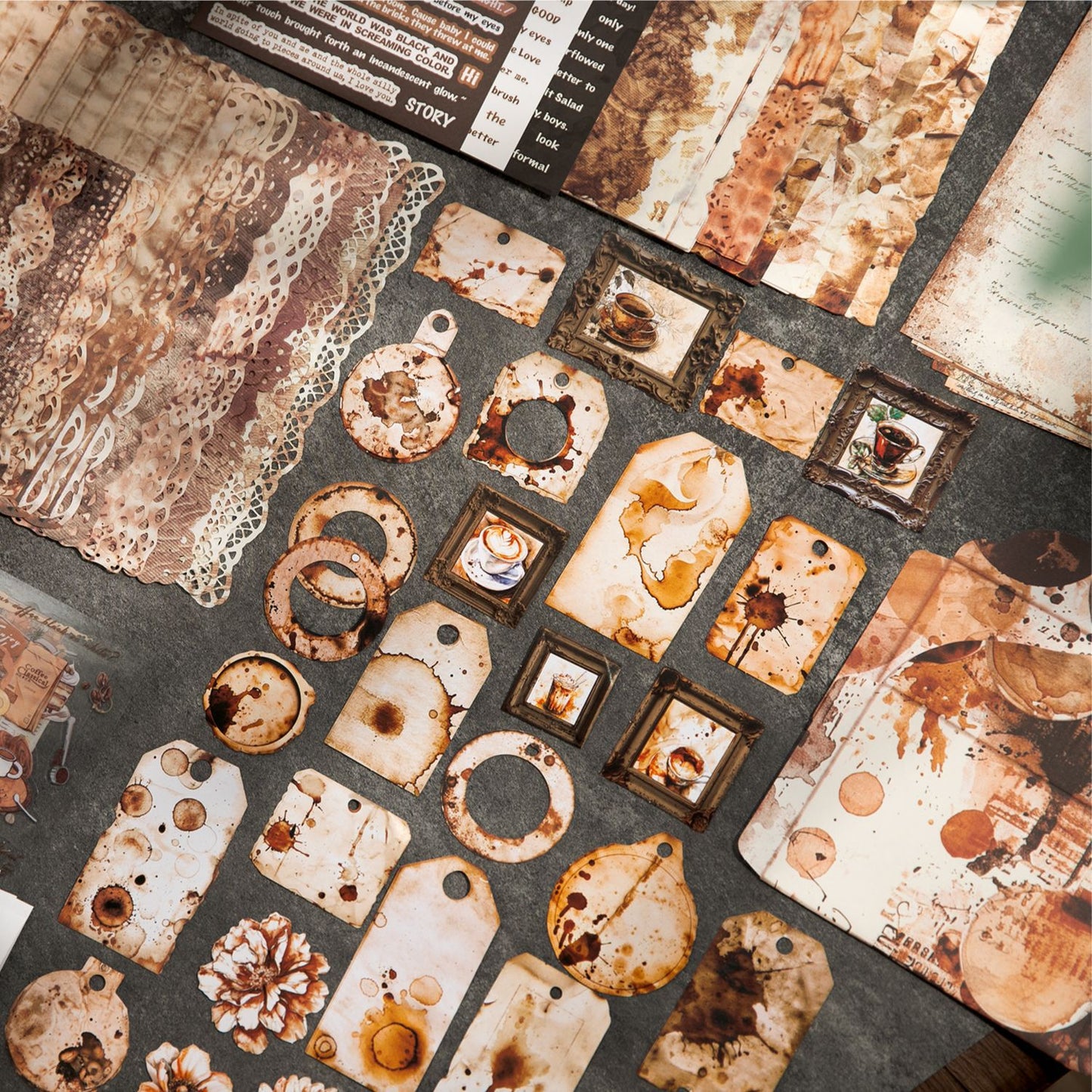 158 st vintage plåtask med klistermärken (MLS25060706)